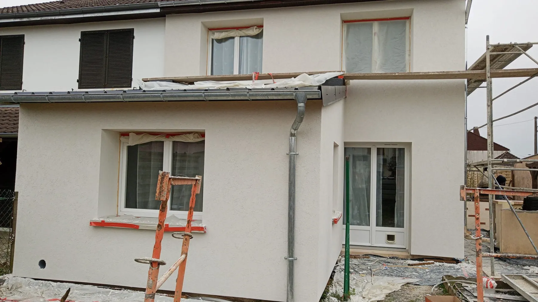 Façade arrière terminée