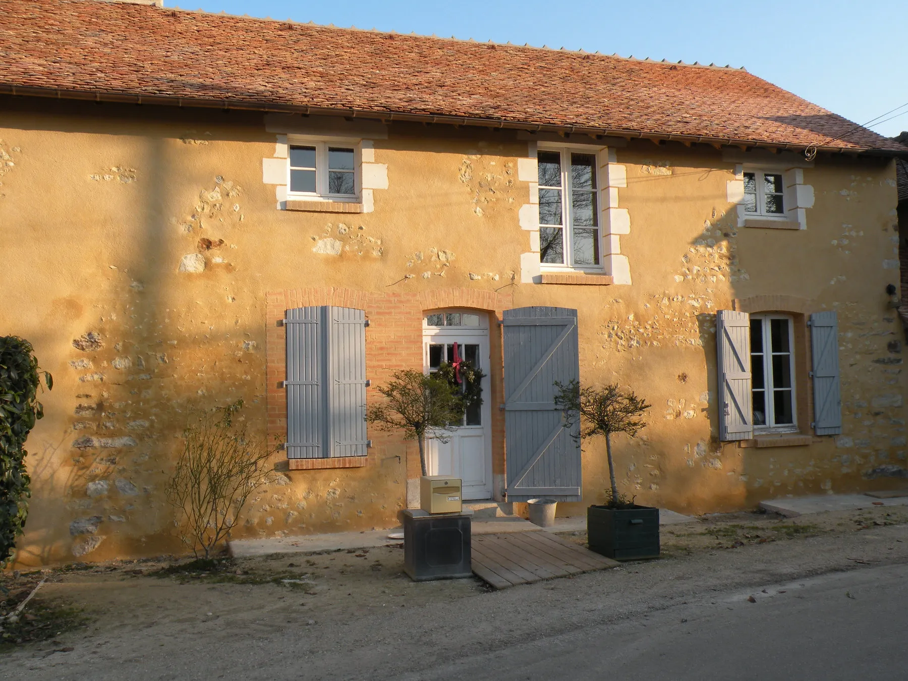 Maison en pierre après ravalement des enduits
